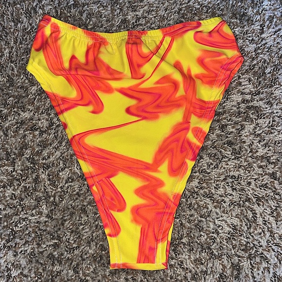 High Rise Rave Bottoms - Picture 2 of 8